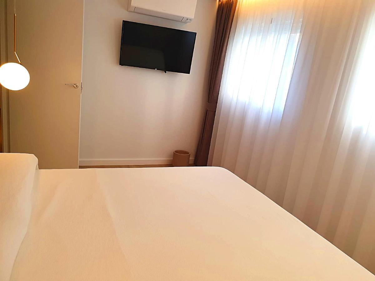 First Line Beach Beautiful Two Bedrooms Benidorm Exterior photo